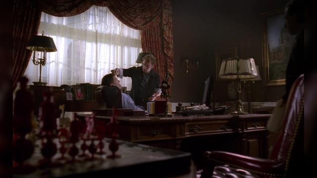 The Best Policy - 7 серия, 1 сезона, сериала Обмани меня (2009)