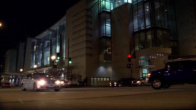 A Perfect Score - 3 серия, 1 сезона, сериала Обмани меня (2009)