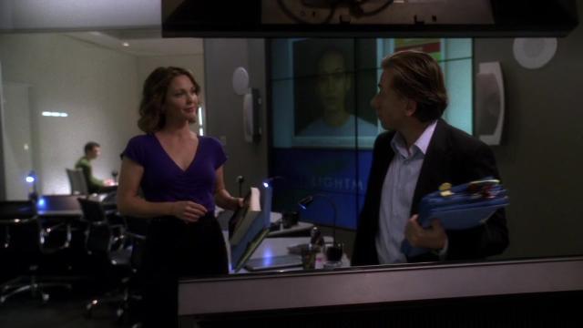 Moral Waiver - 2 серия, 1 сезона, сериала Обмани меня (2009)