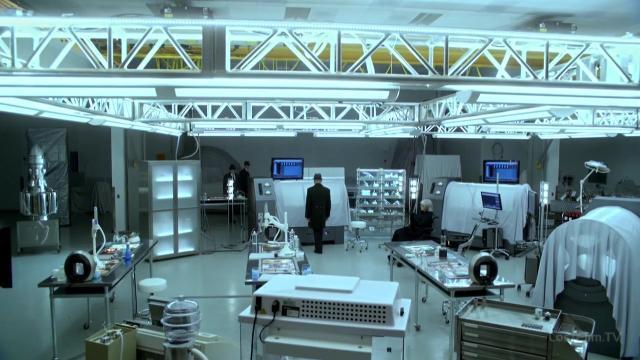 Anomaly XB-6783746 - 10 серия, 5 сезона, сериала Грань (2008)
