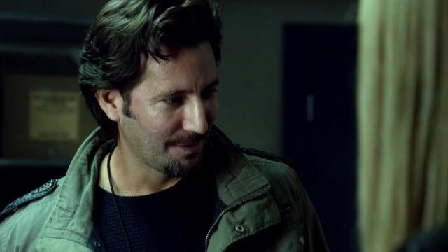 Letters of Transit - 19 серия, 4 сезона, сериала Грань (2008)