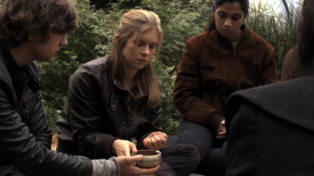 Unvanquished - 10 серия, 1 сезона, сериала Каприка (2009)