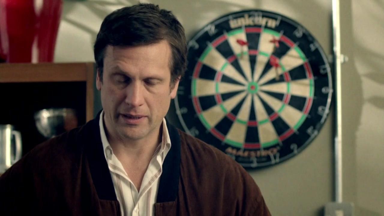 Сериал Прах к праху (2008) 3 сезон 1 эпизод