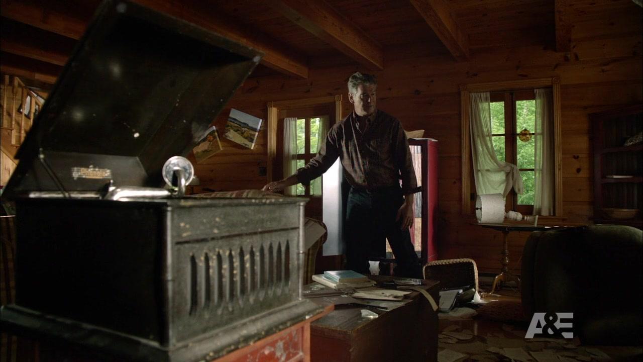 Сериал Мешок с костями (2011) 1 сезон 2 эпизод