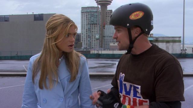 Death Defying - 10 серия, 2 сезона, сериала Мертвые как я (2003)