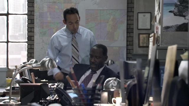 Déjà Vu / All In - 8 серия, 1 сезона, сериала 187 Детройт (2010)