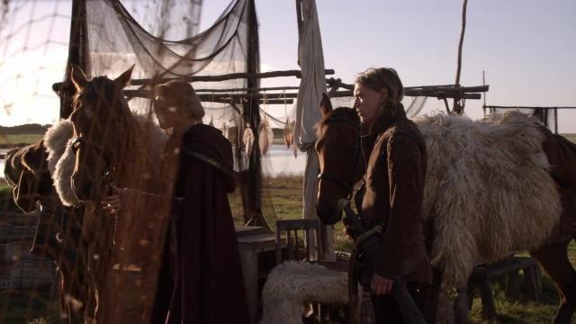Three Journeys - 6 серия, 1 сезона, сериала Камелот (2011)