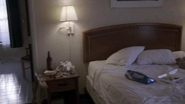 Ch-Ch-Ch-Ch-Changes - 19 серия, 1 сезона, сериала Огни ночной пятницы (2006)