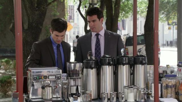 Where There's Smoke - 2 серия, 1 сезона, сериала В паутине закона (2010)