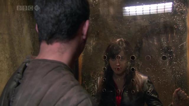 Exit Wounds - 13 серия, 2 сезона, сериала Торчвуд (2006)