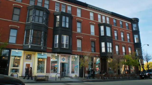 The Trivial Pursuit - 5 серия, 1 сезона, сериала Недоуспешные (2012)