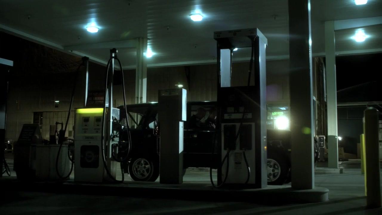 Сериал Под прикрытием (2009) 2 сезон 5 эпизод