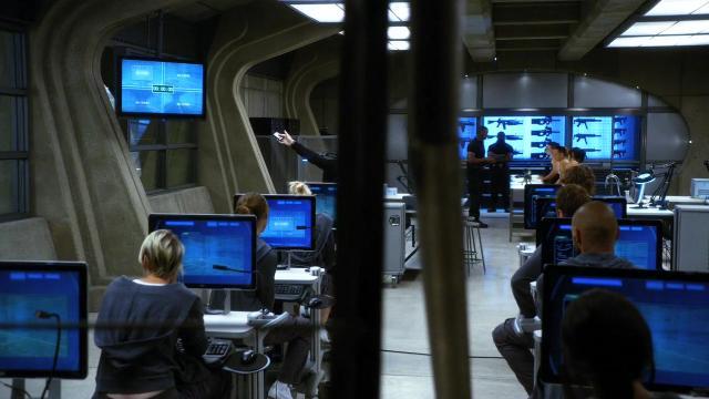 2.0 - 2 серия, 1 сезона, сериала Никита (2010)