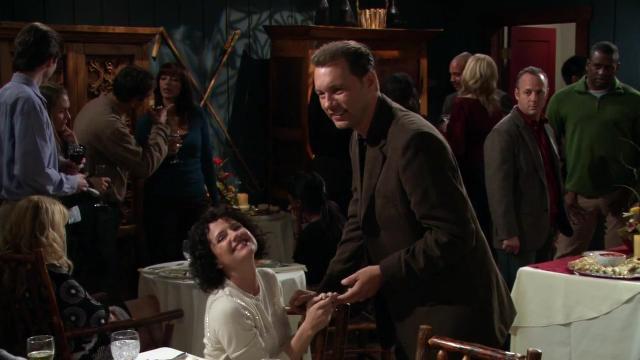 Gary Gives Thanks - 9 серия, 1 сезона, сериала Холостяк Гари (2008)