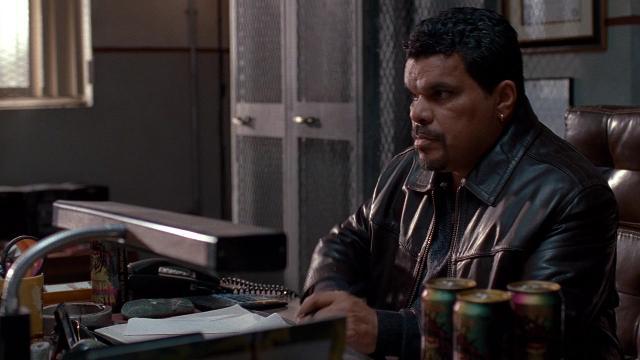 Crisp - 2 серия, 1 сезона, сериала Как это делается в Америке (2010)