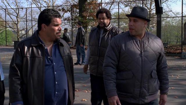 Good Vintage - 6 серия, 1 сезона, сериала Как это делается в Америке (2010)