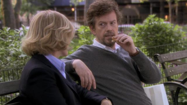 There's A Whole Slew Of Ladies With Bad Things To Say About The Taliban - 9 серия, 4 сезона, сериала Схватка (2007)