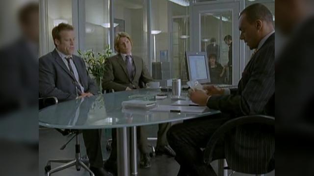 Achtung Baby - 3 серия, 1 сезона, сериала Кин Эдди (2003)