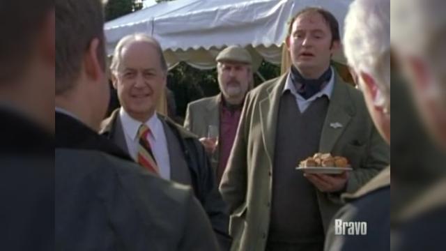 Keeping Up Appearances - 12 серия, 1 сезона, сериала Кин Эдди (2003)