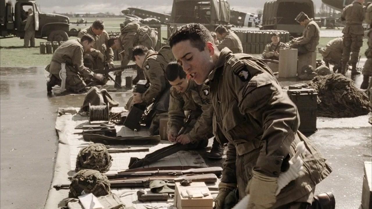 Сериал Братья по оружию (2001) 1 сезон 1 эпизод