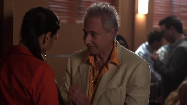 The Juror #6 Job - 11 серия, 1 сезона, сериала Грабь награбленное (2008)