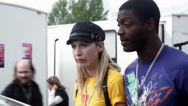 The Tap-Out Job - 2 серия, 2 сезона, сериала Грабь награбленное (2008)