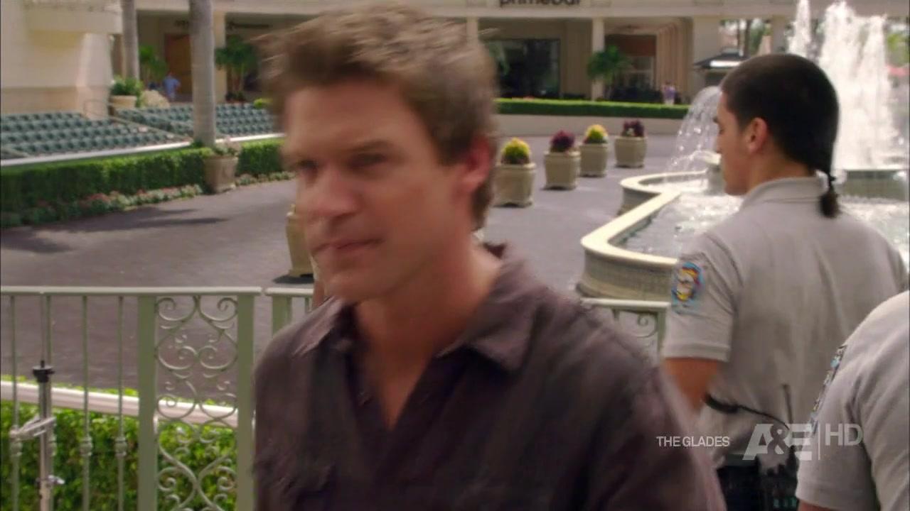 Сериал Пляжный коп (2010) 1 сезон 9 эпизод