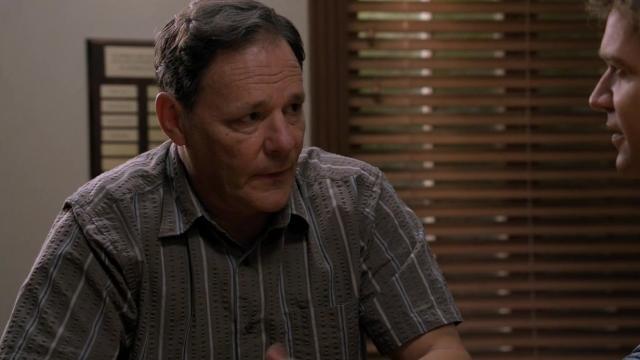 Lost and Found - 3 серия, 2 сезона, сериала Пляжный коп (2010)