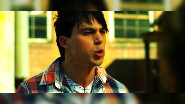 Shot Gun - 2 серия, 2 сезона, сериала Выкуси! (2010)