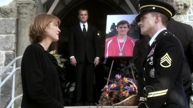 The Good Soldier - 11 серия, 7 сезона, сериала Детектив Раш (2003)