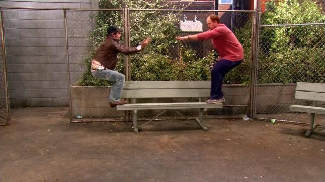 Control - 5 серия, 1 сезона, сериала Счастливчик Луи (2006)