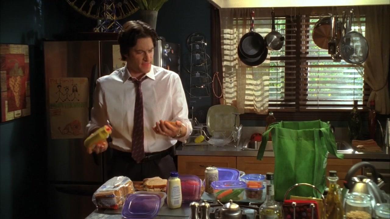 Сериал Говорящая с призраками (2005) 5 сезон 10 эпизод
