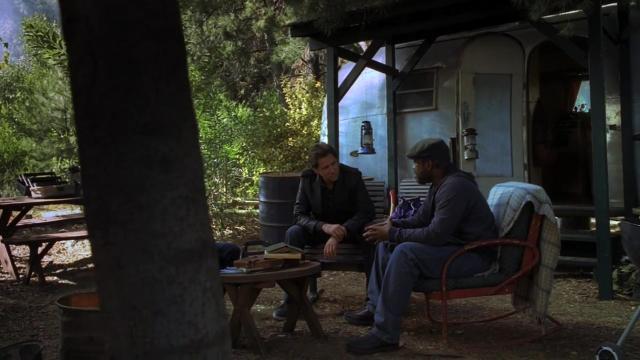 Dead Air - 11 серия, 5 сезона, сериала Говорящая с призраками (2005)