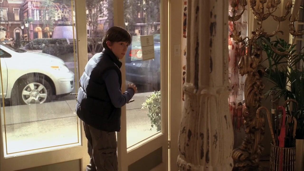 Сериал Говорящая с призраками (2005) 2 сезон 12 эпизод