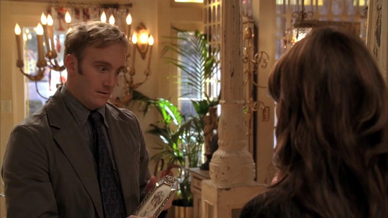 Сериал Говорящая с призраками (2005) 2 сезон 8 эпизод