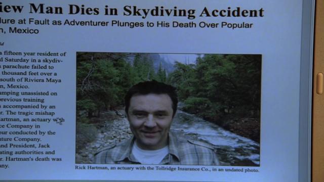 Thrilled To Death - 19 серия, 4 сезона, сериала Говорящая с призраками (2005)