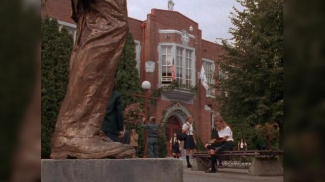 Breeding Ground - 12 серия, 1 сезона, сериала Первая волна (1998)