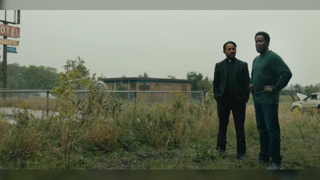 Разбитые окна, открытые двери - 8 серия, 1 сезона, сериала Извне (2022)