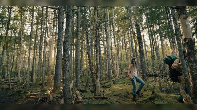 В лесу - 9 серия, 1 сезона, сериала Извне (2022)