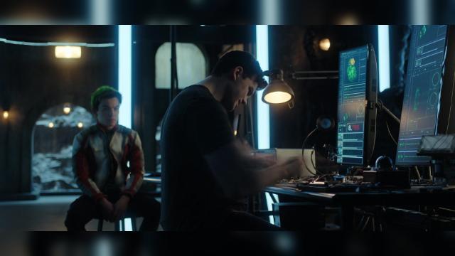 Hank & Dove - 3 серия, 3 сезона, сериала Титаны (2018)