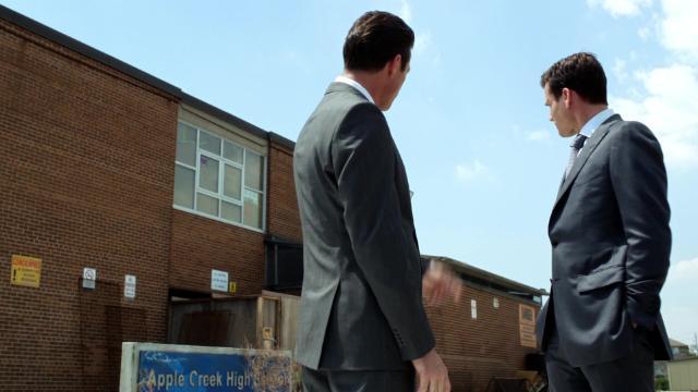 Undefeated - 9 серия, 1 сезона, сериала Форс-мажоры (2011)