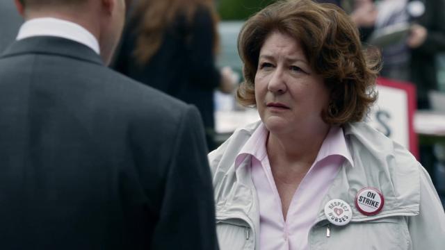 Meet the New Boss - 3 серия, 2 сезона, сериала Форс-мажоры (2011)