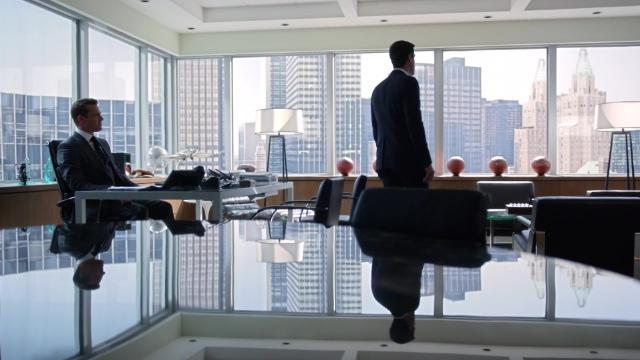 Two in the Knees - 3 серия, 4 сезона, сериала Форс-мажоры (2011)