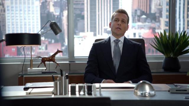 Uninvited Guests - 9 серия, 5 сезона, сериала Форс-мажоры (2011)