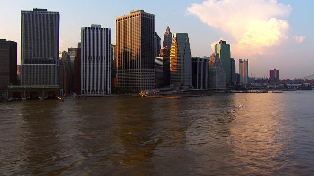 Tick Tock - 15 серия, 5 сезона, сериала Форс-мажоры (2011)