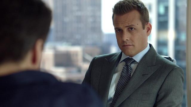 Compensation - 2 серия, 5 сезона, сериала Форс-мажоры (2011)