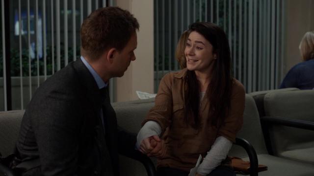 Teeth, Nose, Teeth - 13 серия, 6 сезона, сериала Форс-мажоры (2011)