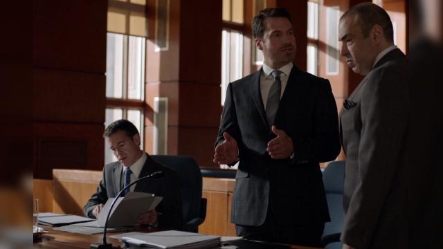 Pulling the Goalie - 14 серия, 7 сезона, сериала Форс-мажоры (2011)