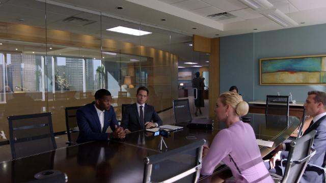 If the Shoe Fits - 5 серия, 9 сезона, сериала Форс-мажоры (2011)