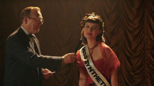 «Литтл Мисс Хейстингс» - 1 серия, 1 сезона, сериала Уроки химии (2023)